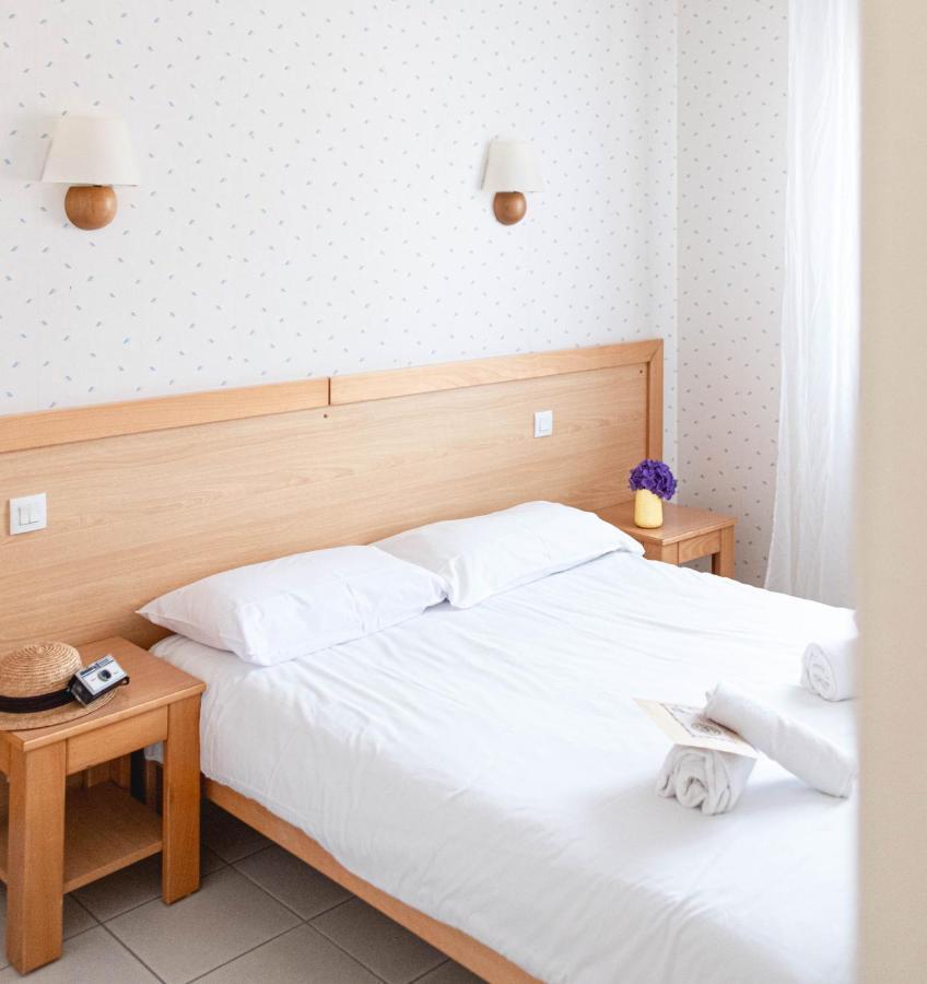 Azureva Tregunc Hotel ภายนอก รูปภาพ